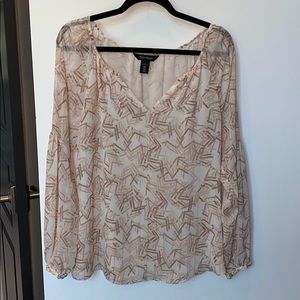 WHITE HOUSE BLACK MARKET top